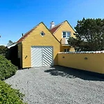 Light-filled By Skagen's Dunes Feriehus *