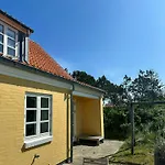 Light-filled By Skagen's Dunes Holiday home *